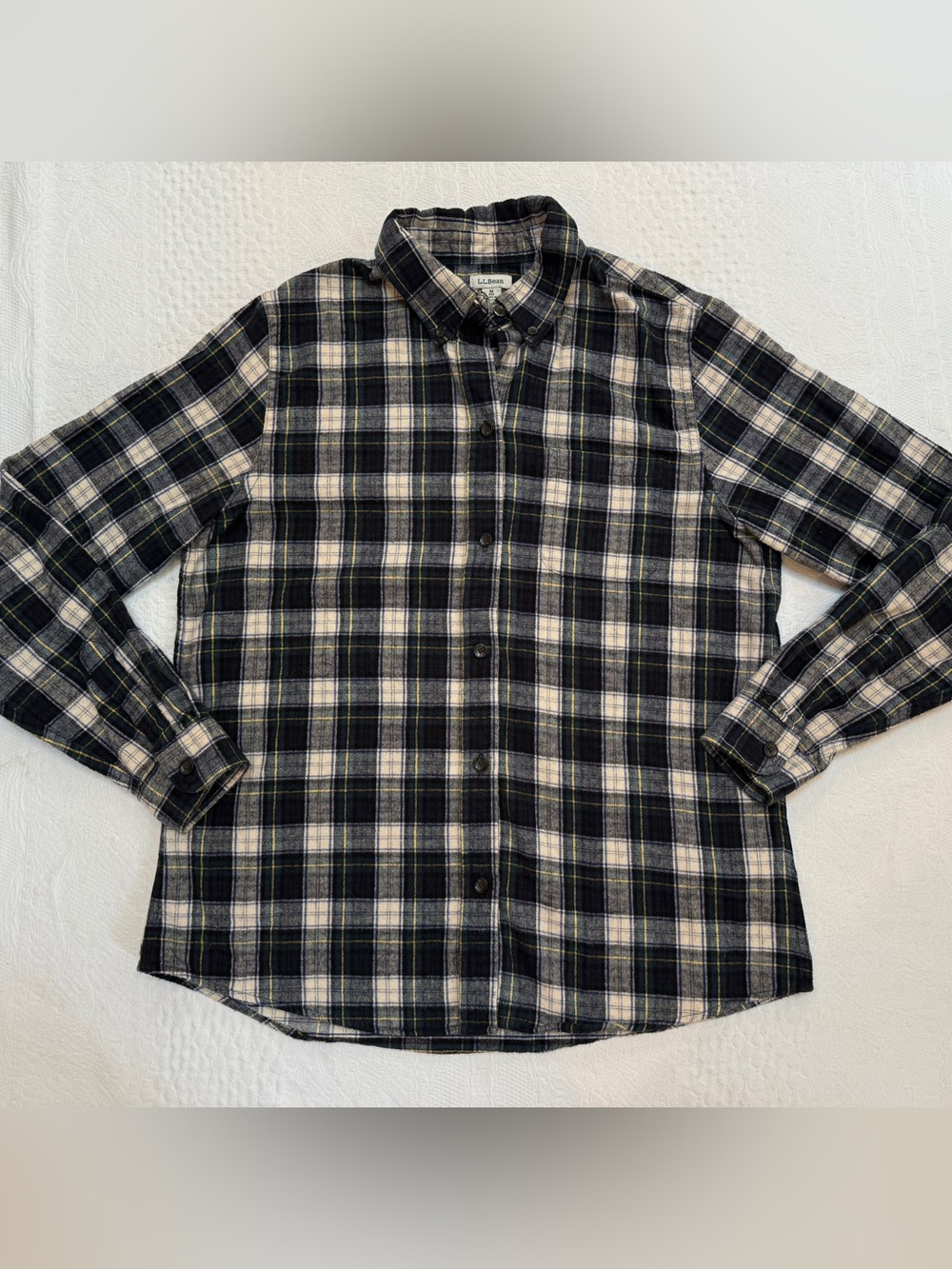 LL Bean Flannel Button Down Shirt Men’s Medium M Blue Green Plaid